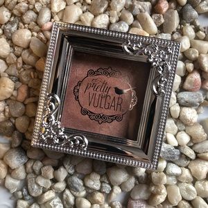 Pretty vulgar rose gold highlighter